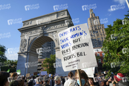 Protest gegen die Entscheidung der Supreme Courts gegen das Abtreibungsrecht in New York