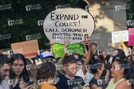 Protest gegen die Entscheidung der Supreme Courts gegen das Abtreibungsrecht in New York
