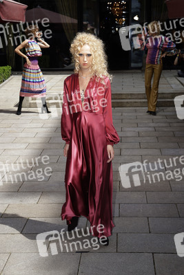 Anja Gockel Fashionshow W 22 auf der Frankfurt Fashion Week AW 2022
