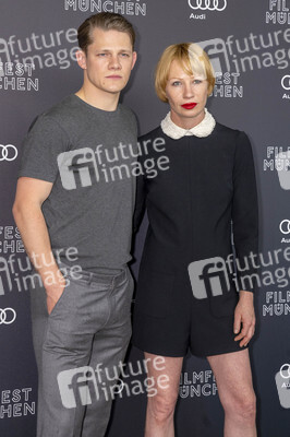 Serienpremiere 'Das Netz - Ein Wintermärchen', Filmfest München 2022