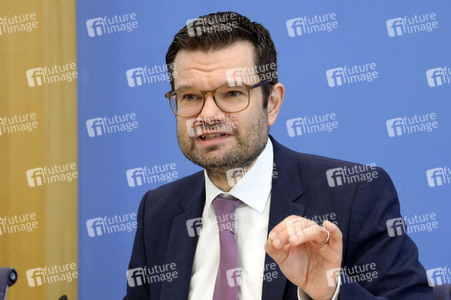 Bundespressekonferenz Vorstellung des Eckpunktepapiers zum Selbstbestimmungsgesetz in Berlin