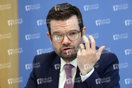 Bundespressekonferenz Vorstellung des Eckpunktepapiers zum Selbstbestimmungsgesetz in Berlin