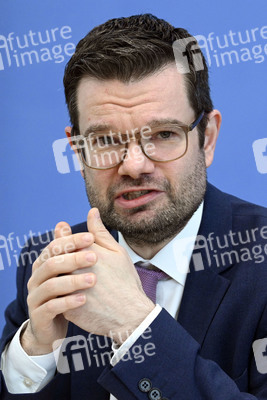 Bundespressekonferenz Vorstellung des Eckpunktepapiers zum Selbstbestimmungsgesetz in Berlin