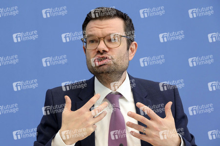 Bundespressekonferenz Vorstellung des Eckpunktepapiers zum Selbstbestimmungsgesetz in Berlin