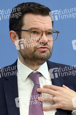 Bundespressekonferenz Vorstellung des Eckpunktepapiers zum Selbstbestimmungsgesetz in Berlin