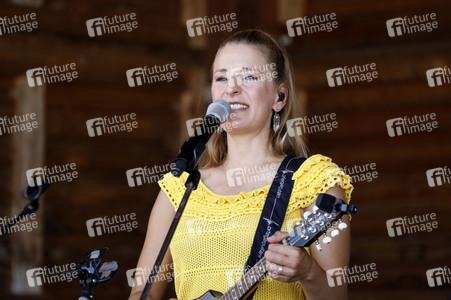 Konzert von More Than Words in Walddorf