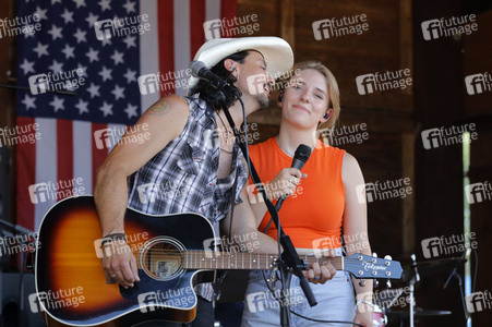 Konzert von More Than Words in Walddorf