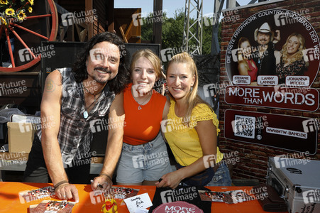 Konzert von More Than Words in Walddorf