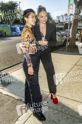 Emilia McCarthy und Terry Hu unterwegs in West Hollywood