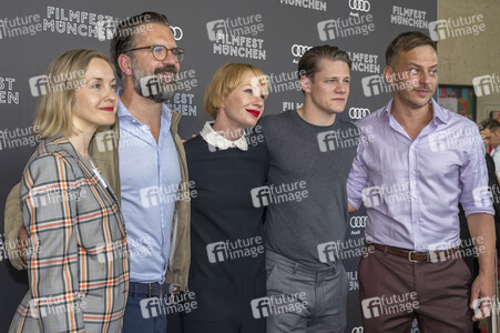 Serienpremiere 'Das Netz - Ein Wintermärchen', Filmfest München 2022