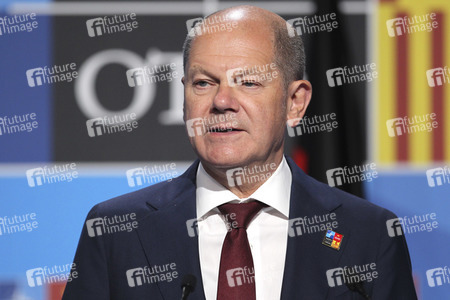 Pressekonferenz mit Olaf Scholz zum NATO Gipfel 2022 in Madrid