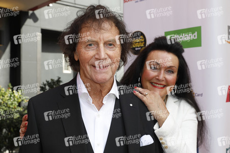 Gala 'Goldene Sonne Spezial - 40 Jahre deutsches Privatfernsehen' in Essen