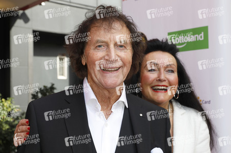 Gala 'Goldene Sonne Spezial - 40 Jahre deutsches Privatfernsehen' in Essen