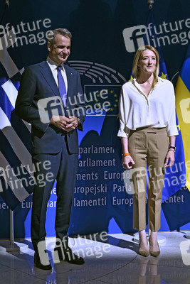 Fototermin mit Kyriakos Mitsotakis und Roberta Metsola im EU-Parlament in Straßburg