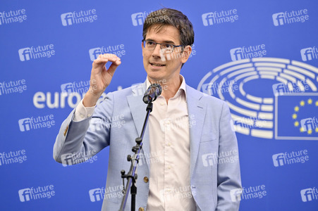 Pressekonferenz zum delegierten Taxonomie-Rechtsakt über Kernenergie und Gas im Europäischen Parlament in Straßburg