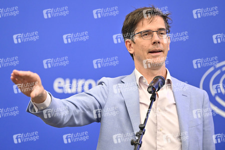 Pressekonferenz zum delegierten Taxonomie-Rechtsakt über Kernenergie und Gas im Europäischen Parlament in Straßburg