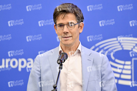 Pressekonferenz zum delegierten Taxonomie-Rechtsakt über Kernenergie und Gas im Europäischen Parlament in Straßburg