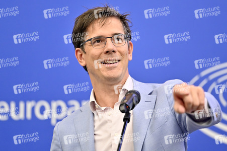 Pressekonferenz zum delegierten Taxonomie-Rechtsakt über Kernenergie und Gas im Europäischen Parlament in Straßburg