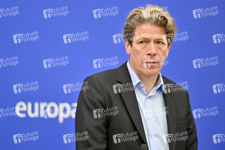 Pressekonferenz zum delegierten Taxonomie-Rechtsakt über Kernenergie und Gas im Europäischen Parlament in Straßburg