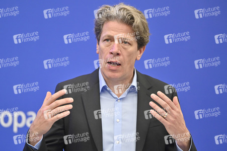 Pressekonferenz zum delegierten Taxonomie-Rechtsakt über Kernenergie und Gas im Europäischen Parlament in Straßburg