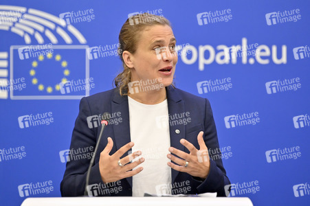 Pressekonferenz zum delegierten Taxonomie-Rechtsakt über Kernenergie und Gas im Europäischen Parlament in Straßburg
