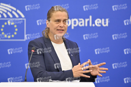 Pressekonferenz zum delegierten Taxonomie-Rechtsakt über Kernenergie und Gas im Europäischen Parlament in Straßburg