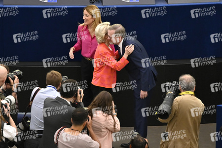 Petr Fiala stellt Prioritäten der tschechischen EU-Ratspräsidentschaft vor im EU-Parlament in Straßburg