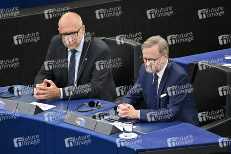 Petr Fiala stellt Prioritäten der tschechischen EU-Ratspräsidentschaft vor im EU-Parlament in Straßburg