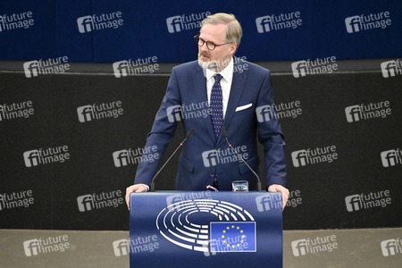 Petr Fiala stellt Prioritäten der tschechischen EU-Ratspräsidentschaft vor im EU-Parlament in Straßburg