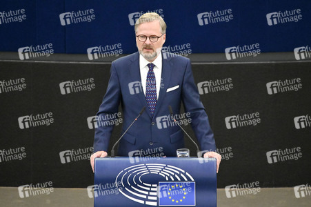 Petr Fiala stellt Prioritäten der tschechischen EU-Ratspräsidentschaft vor im EU-Parlament in Straßburg