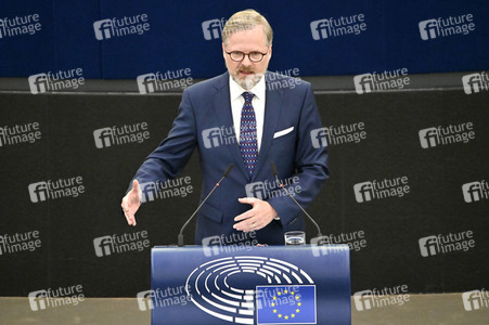 Petr Fiala stellt Prioritäten der tschechischen EU-Ratspräsidentschaft vor im EU-Parlament in Straßburg