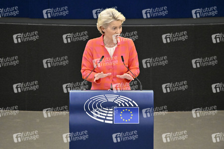 Petr Fiala stellt Prioritäten der tschechischen EU-Ratspräsidentschaft vor im EU-Parlament in Straßburg