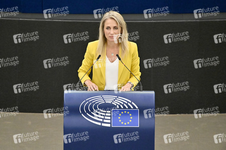 Petr Fiala stellt Prioritäten der tschechischen EU-Ratspräsidentschaft vor im EU-Parlament in Straßburg