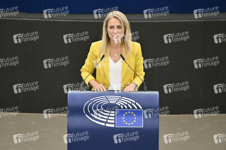 Petr Fiala stellt Prioritäten der tschechischen EU-Ratspräsidentschaft vor im EU-Parlament in Straßburg