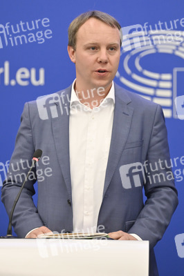 Pressekonferenz EU-Finanzierung für Ungarn gemäß der Rechtsstaatlichkeits-Konditionalitätsverordnung im EU-Parlament in Straßburg