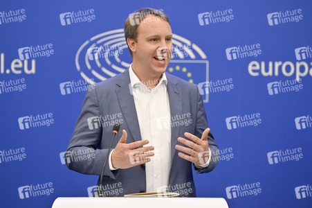 Pressekonferenz EU-Finanzierung für Ungarn gemäß der Rechtsstaatlichkeits-Konditionalitätsverordnung im EU-Parlament in Straßburg