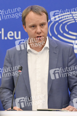 Pressekonferenz EU-Finanzierung für Ungarn gemäß der Rechtsstaatlichkeits-Konditionalitätsverordnung im EU-Parlament in Straßburg