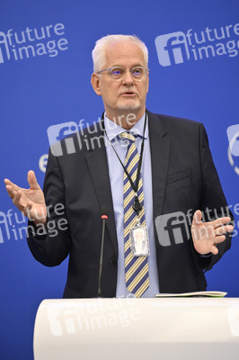 Pressekonferenz EU-Finanzierung für Ungarn gemäß der Rechtsstaatlichkeits-Konditionalitätsverordnung im EU-Parlament in Straßburg