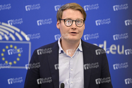 Pressekonferenz EU-Finanzierung für Ungarn gemäß der Rechtsstaatlichkeits-Konditionalitätsverordnung im EU-Parlament in Straßburg