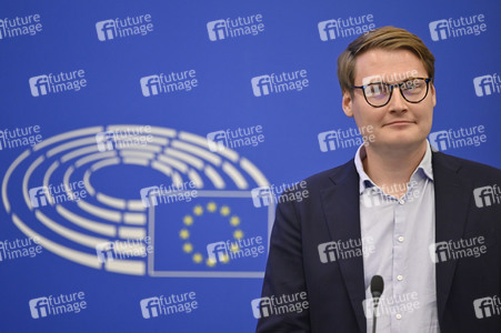 Pressekonferenz EU-Finanzierung für Ungarn gemäß der Rechtsstaatlichkeits-Konditionalitätsverordnung im EU-Parlament in Straßburg