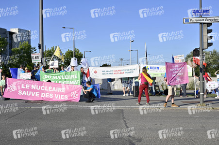 Demo für die EU-Taxonomie Verordnung in Straßburg