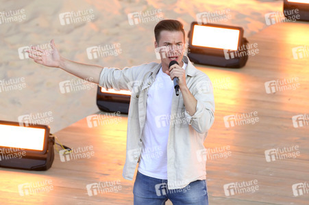 TV-Show 'Die große Schlagerstrandparty 2022 - Es geht wieder los!' in Gelsenkirchen