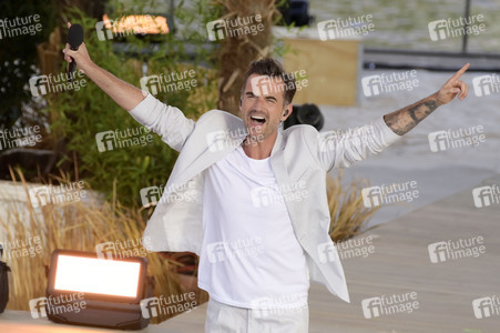 TV-Show 'Die große Schlagerstrandparty 2022 - Es geht wieder los!' in Gelsenkirchen