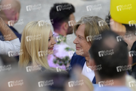 TV-Show 'Die große Schlagerstrandparty 2022 - Es geht wieder los!' in Gelsenkirchen