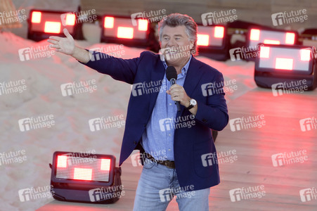 TV-Show 'Die große Schlagerstrandparty 2022 - Es geht wieder los!' in Gelsenkirchen