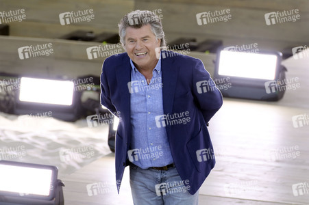 TV-Show 'Die große Schlagerstrandparty 2022 - Es geht wieder los!' in Gelsenkirchen