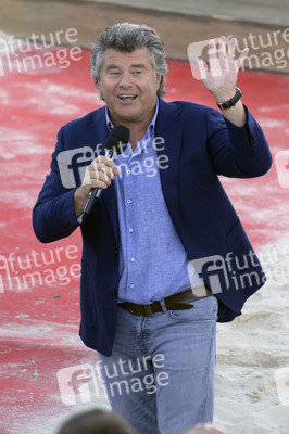 TV-Show 'Die große Schlagerstrandparty 2022 - Es geht wieder los!' in Gelsenkirchen