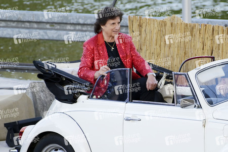 TV-Show 'Die große Schlagerstrandparty 2022 - Es geht wieder los!' in Gelsenkirchen