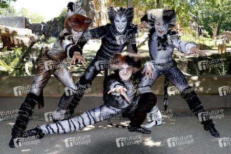 Fototermin mit den Jellicle-Cats aus dem Musical 'Cats' in Berlin