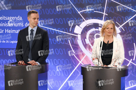 Pressekonferenz Vorstellung der Cybersicherheitsagenda des BMI in Berlin